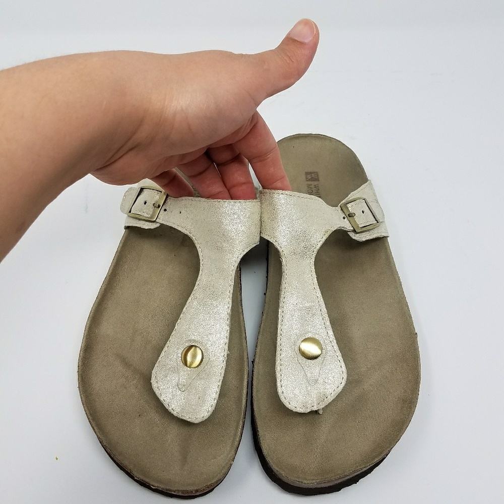 White Mountain sandals